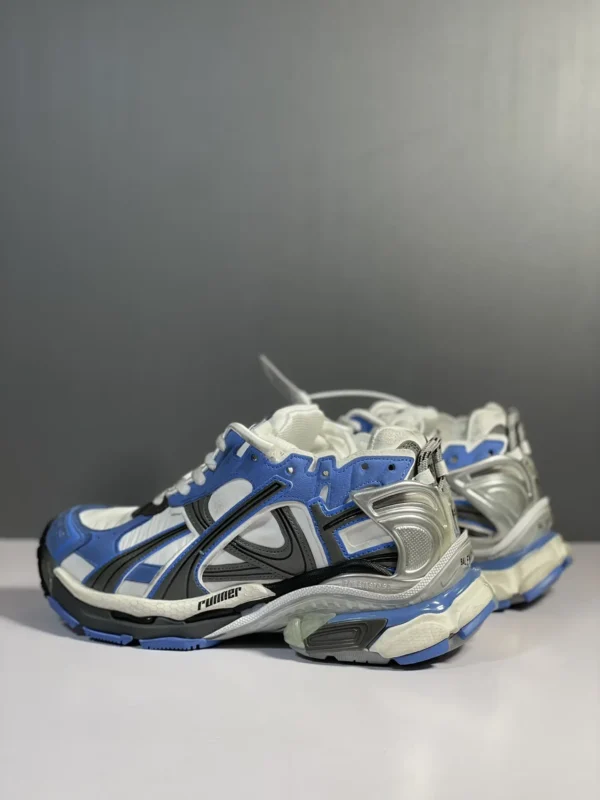 Balenciaga  Runner - Image 8