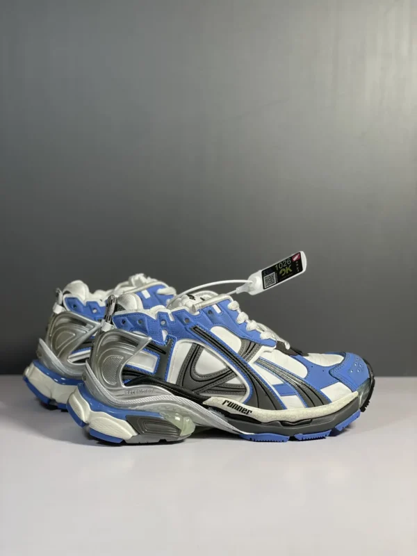 Balenciaga  Runner - Image 7