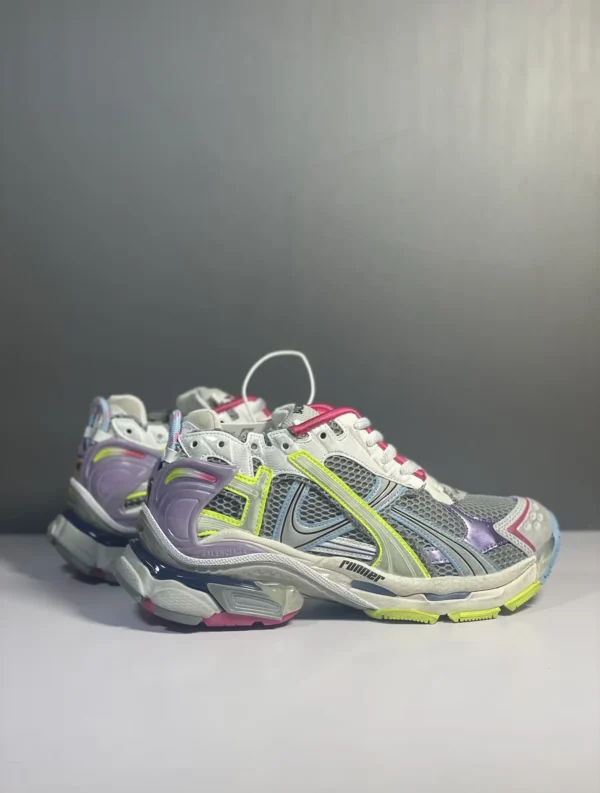 Balenciaga  Runner - Image 7