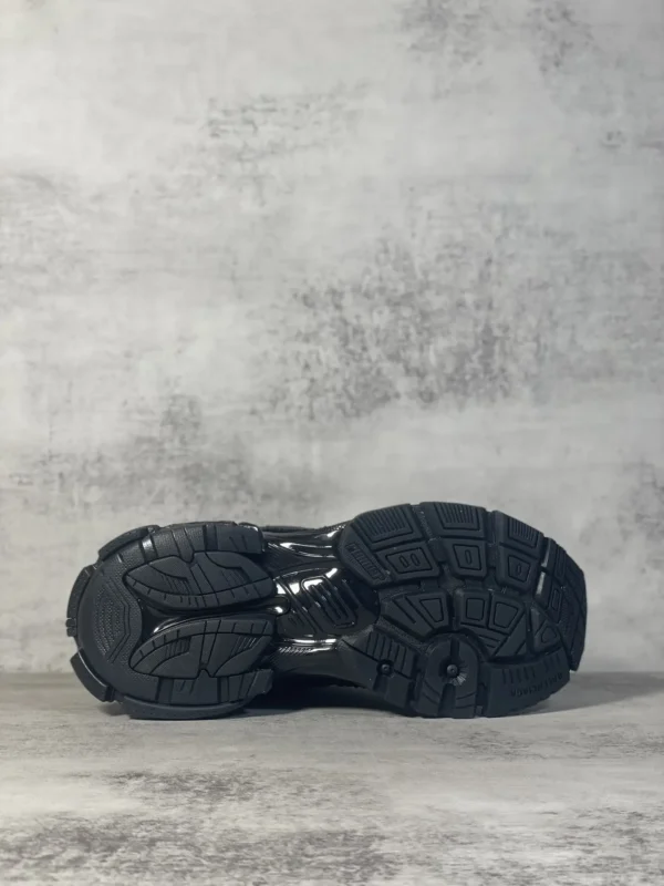 Balenciaga Runner - Image 4