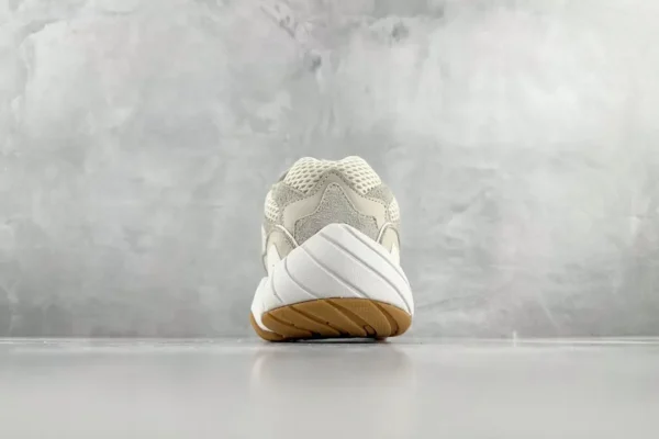 Yeezy 500
Stone Taupe - Image 9