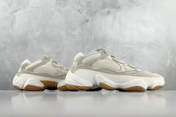 Yeezy 500
Stone Taupe - Image 6