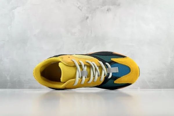 Yeezy Boost 700
Sun - Image 3