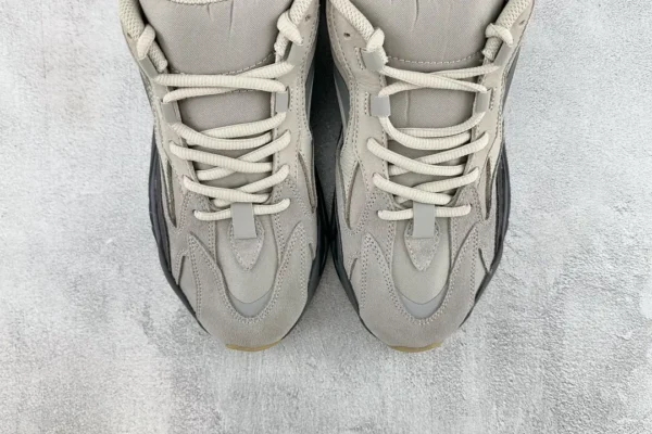 Yeezy Boost 700 V2
Tephra - Image 7