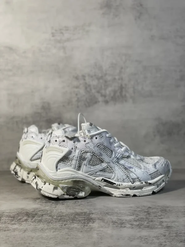 Balenciaga Runner - Image 7