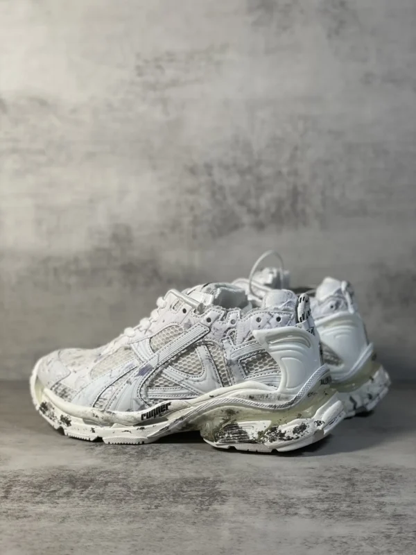 Balenciaga Runner - Image 8