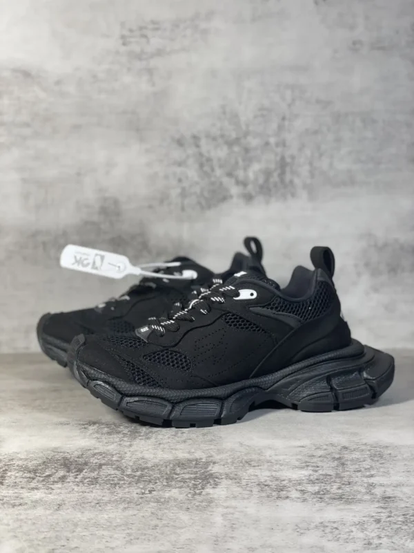 Balenciaga 3XL - Image 3