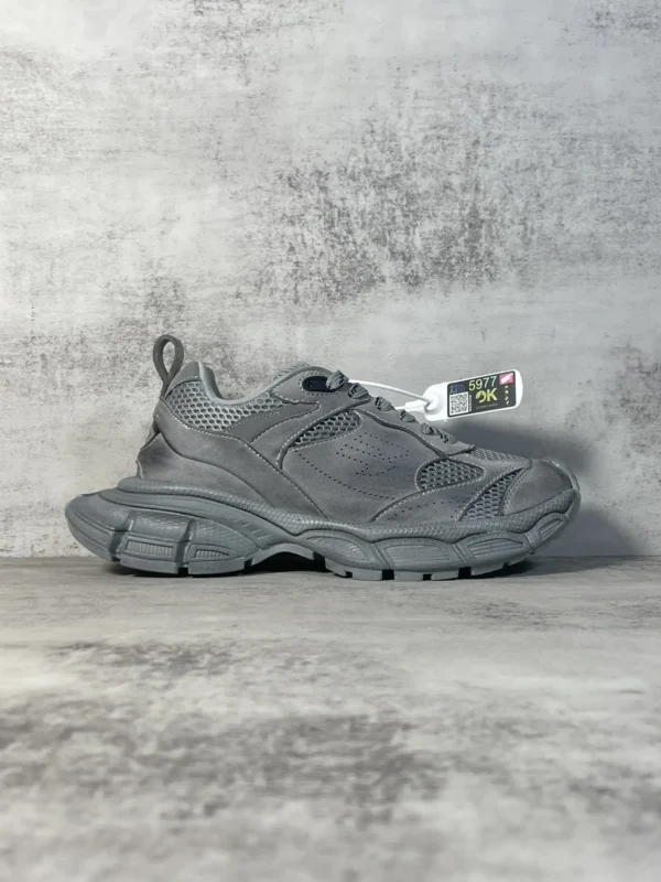 Balenciaga 3XL