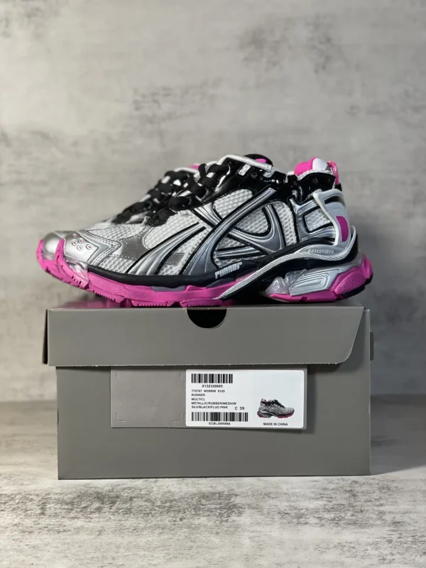 Balenciaga Runner - Image 9