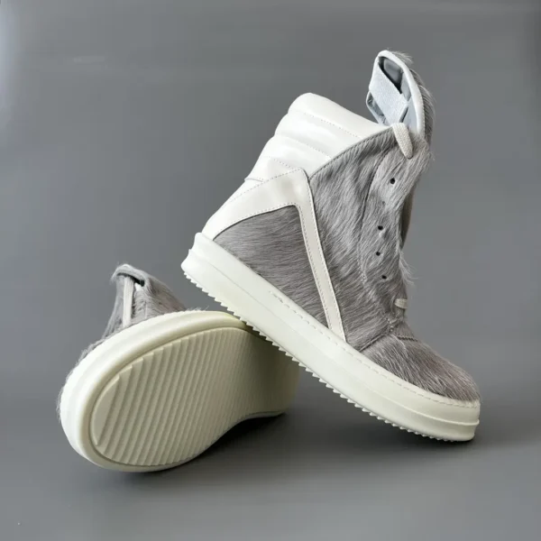 Rick Owens' horsehair is gray white inverted triangle.
  7 - Image 7