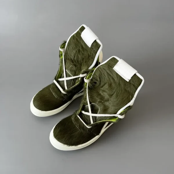 Rick Owens' horsehair is a dark green and white inverted triangle.
  7 - Image 8