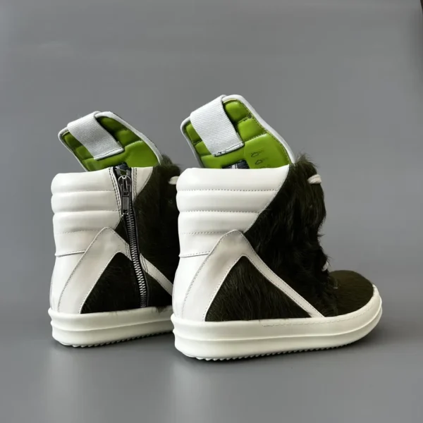 Rick Owens' horsehair is a dark green and white inverted triangle.
  7 - Image 4