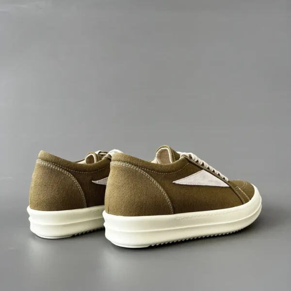 RickOwens DRKSHDW diagonal Low cut VANS model.
weave - Image 4