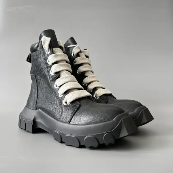 RICK OWENS Coarse Hole Black
  7     
Market independence - Image 3