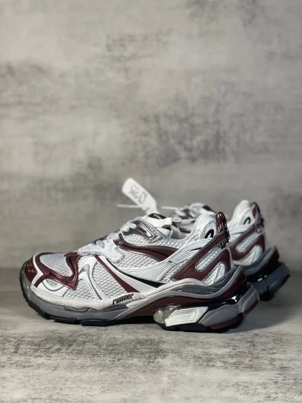 Balenciaga  Runner - Image 8