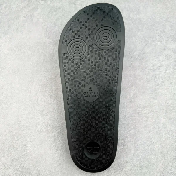 Gucci Slippers - Image 4
