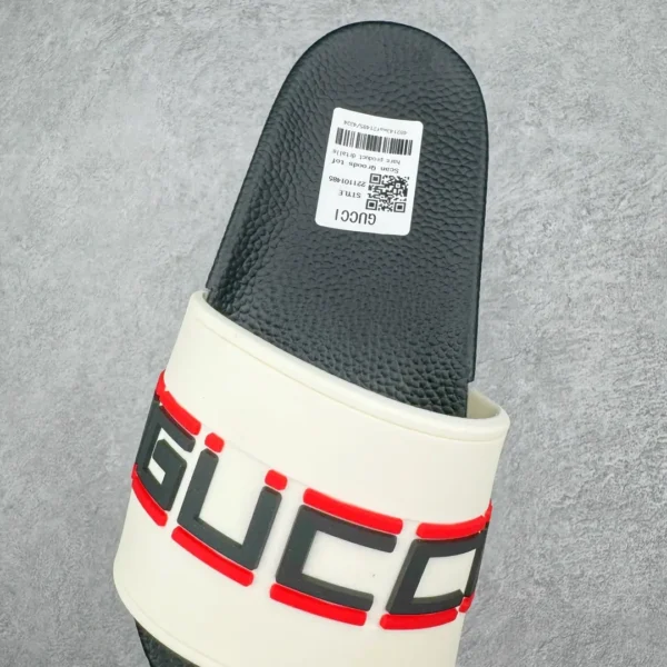 Gucci Slippers - Image 4
