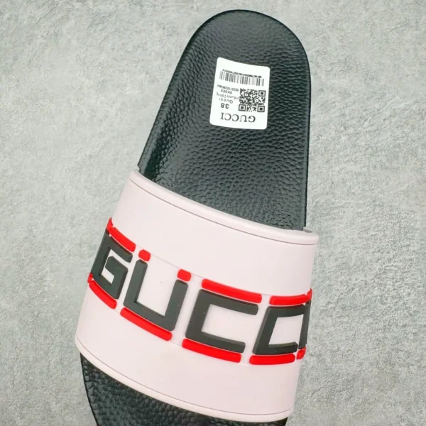 Gucci Slippers - Image 4