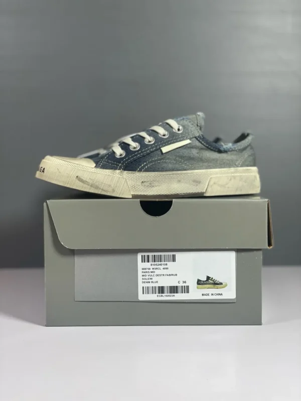 Balenciaga Paris Low Top - Image 9