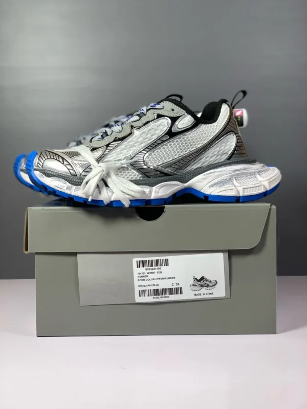 Balenciaga Runner - Image 9