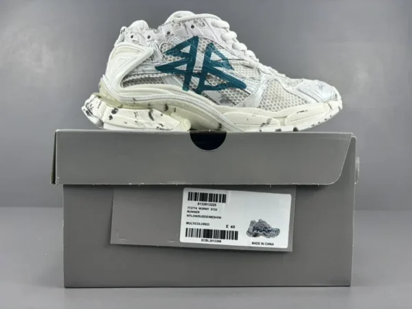 Balenciaga  Runner - Image 9