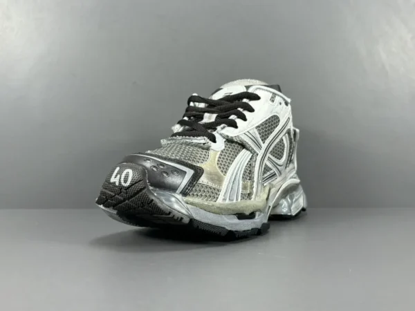 Balenciaga  Runner - Image 6