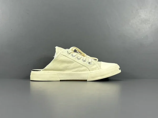 Balenciaga Paris Semi-trailer