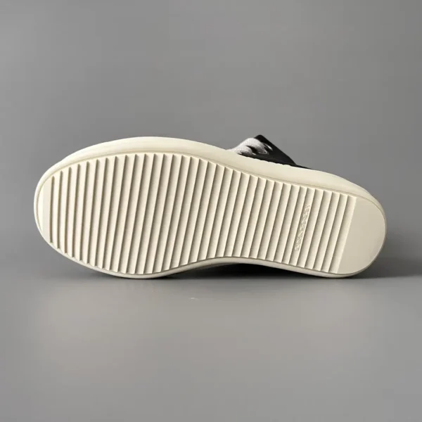 RickOwens DRKSHDW high top canvas bread shoes.
number - Image 5