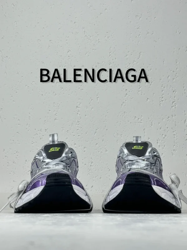 Balenciaga 3XL EXTREME LACE - Image 5