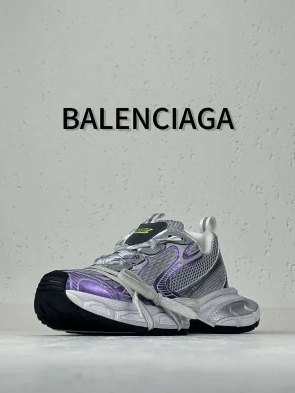 Balenciaga 3XL EXTREME LACE - Image 8