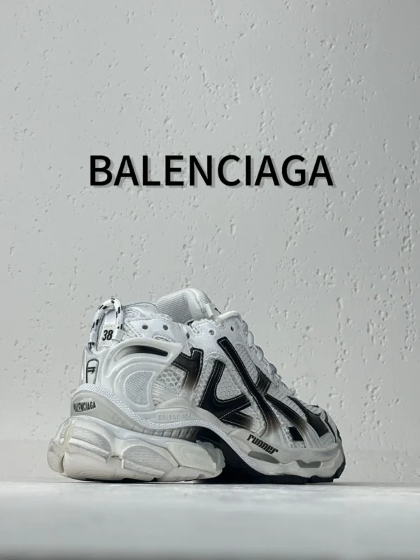 Balenciaga  Runner - Image 8