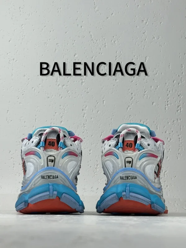 Balenciaga  Runner - Image 6