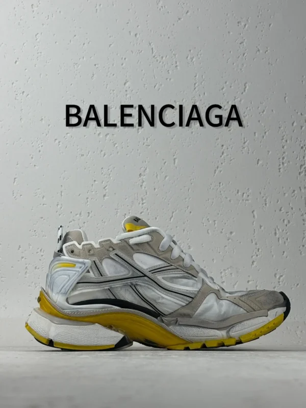 Balenciaga  Runner