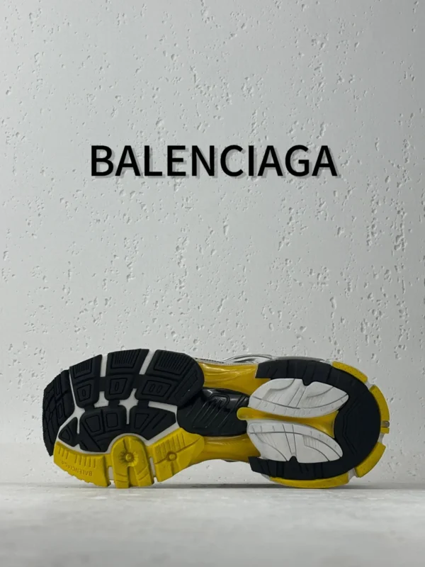 Balenciaga  Runner - Image 3