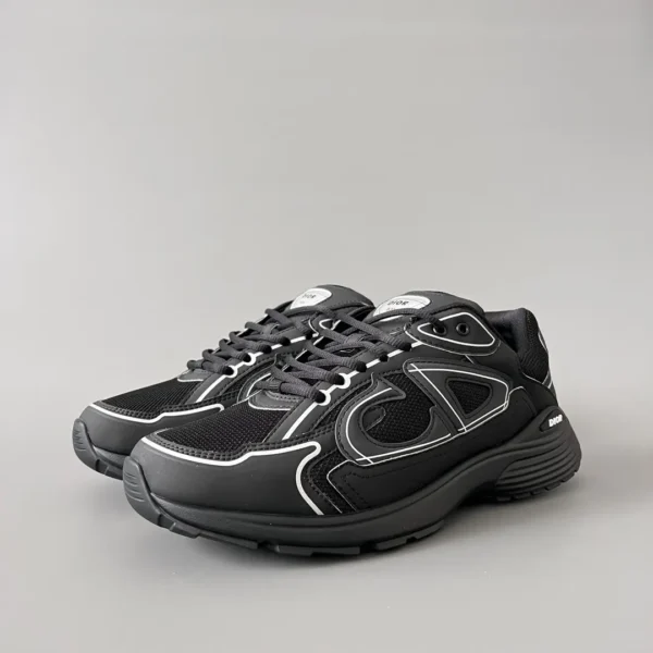 Dior B   Low cut sports and casual shoes, black couple style