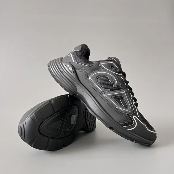 Dior B   Low cut sports and casual shoes, black couple style - Image 7