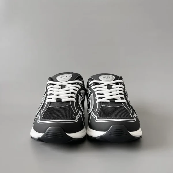 Dior B   Low cut sports and casual shoes in black and gray for couples - Image 2