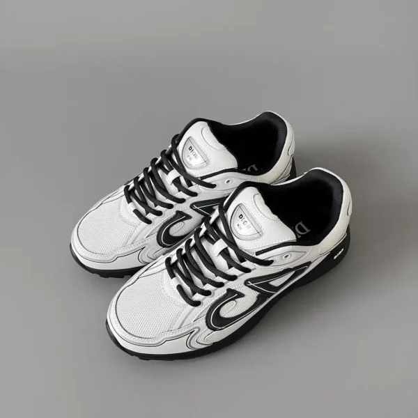Dior B   Low cut sports and casual shoes in white and black for couples - Image 8