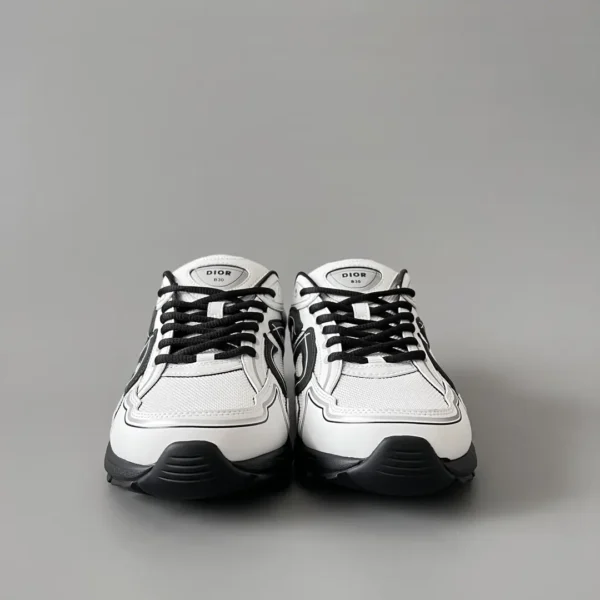 Dior B   Low cut sports and casual shoes in white and black for couples - Image 2