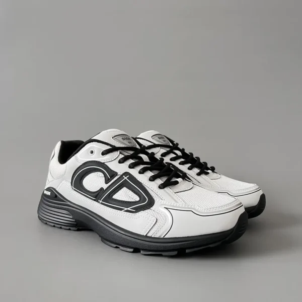 Dior B   Low cut sports and casual shoes in white and black for couples - Image 3