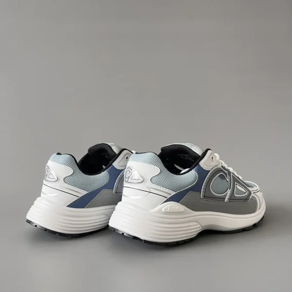 Dior B   Low cut sports and casual shoes in blue and gray for couples - Image 4