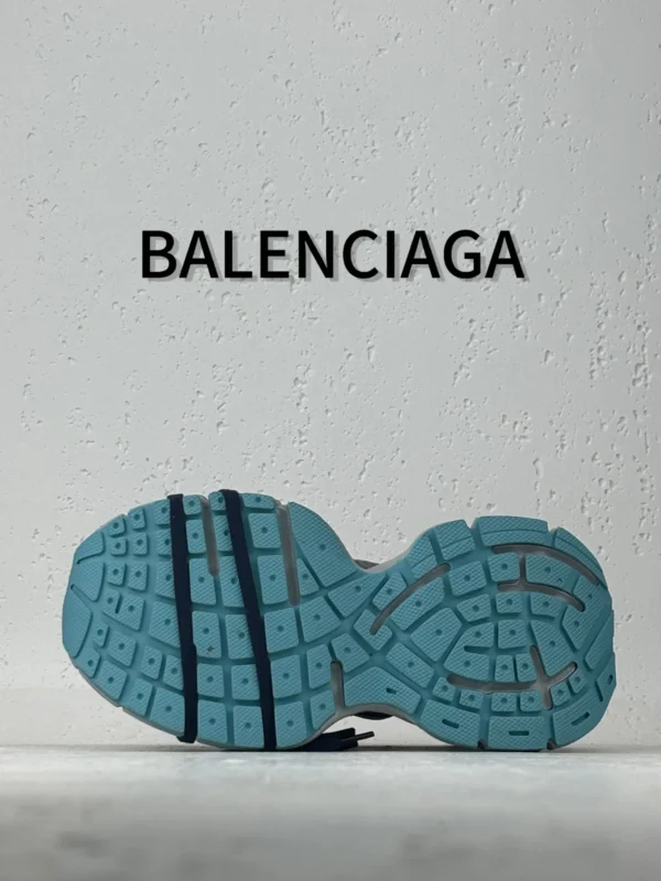 Balenciaga 3XL - Image 3