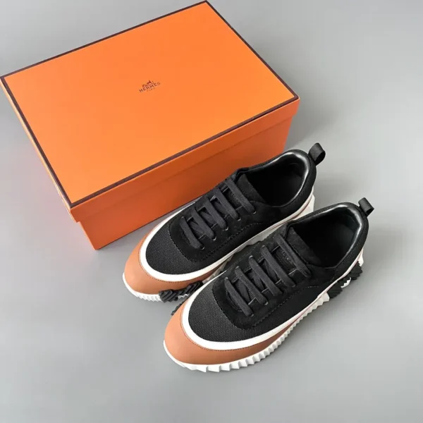 Hermes Bouncing Low cut round toe lace up casual shoes black - Image 9