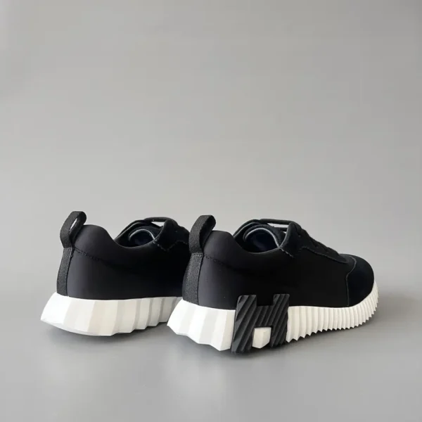 Hermes Bouncing Low cut round toe lace up casual shoes black - Image 4