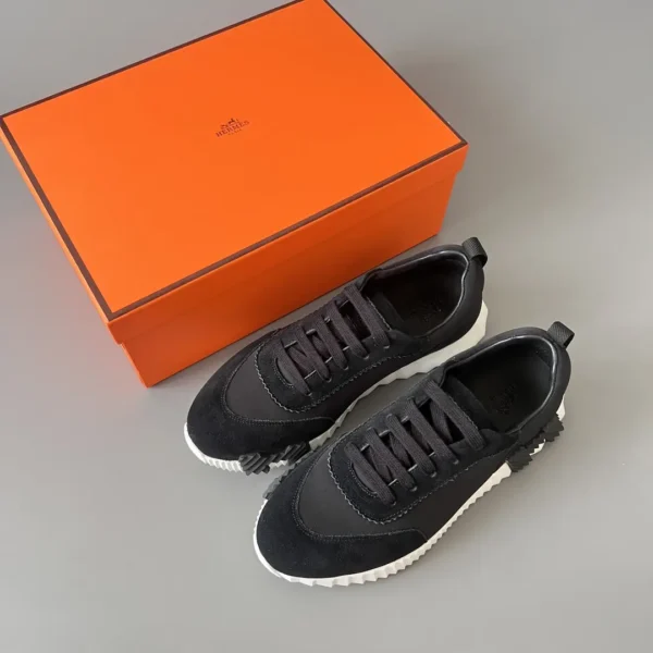 Hermes Bouncing Low cut round toe lace up casual shoes black - Image 9