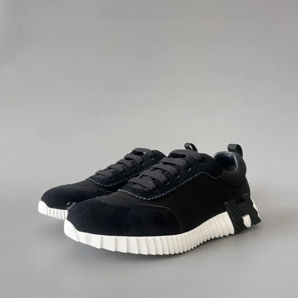 Hermes Bouncing Low cut round toe lace up casual shoes black