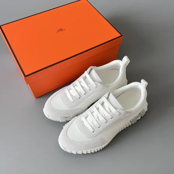 Hermes Bouncing Low cut round toe lace up casual shoes white - Image 9
