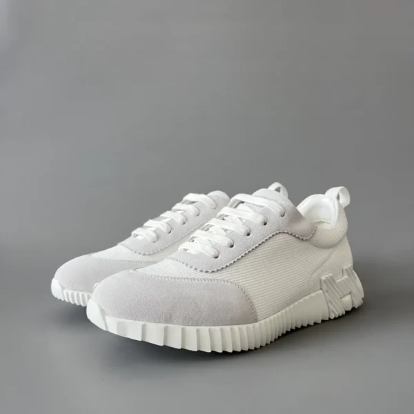 Hermes Bouncing Low cut round toe lace up casual shoes white