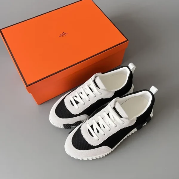 Hermes Bouncing Low cut round toe lace up casual shoes black - Image 9