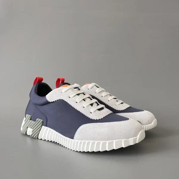 Hermes Bouncing Low cut round toe lace up casual shoes in blue - Image 3
